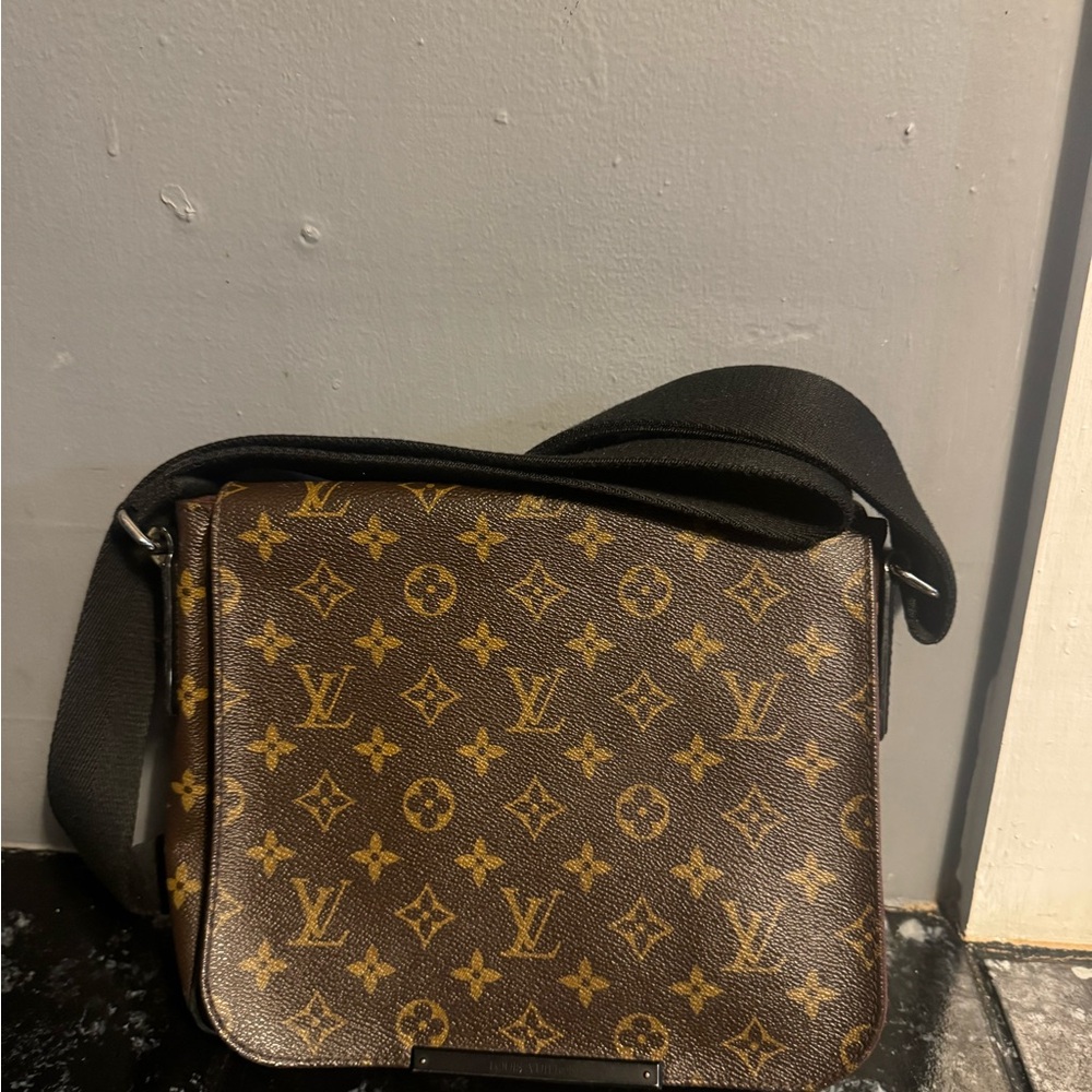 Louis Vuitton Monogram Brown Messenger Bag